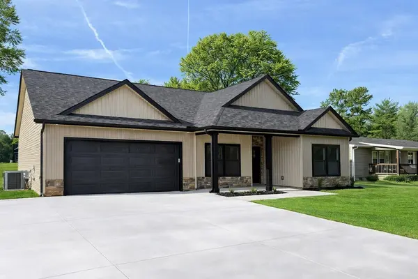 179 Cedar AVE, Wellford, SC 29385