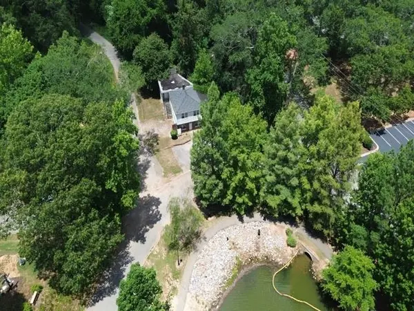164 N Cleveland Park Dr DR, Spartanburg, SC 29303