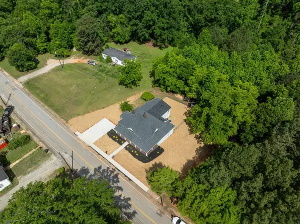 444 W Peachtree ST, Woodruff, SC 29388
