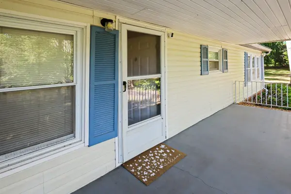 68 Walnut DR, Woodruff, SC 29388