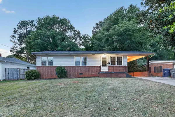 220 Woodview Ave, Spartanburg, SC 29306