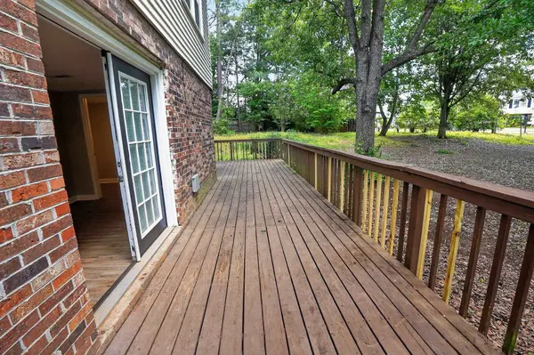 2 Willowtree CT, Simpsonville, SC 29680