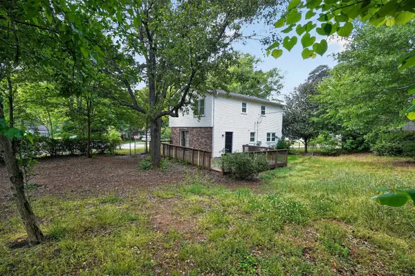 2 Willowtree CT, Simpsonville, SC 29680