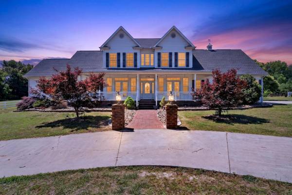 278 Holden Dr, Inman, SC 29349