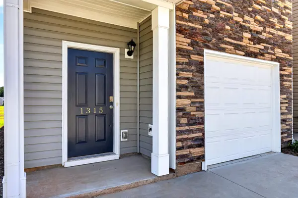 1315 Wunder WAY, Boiling Springs, SC 29316