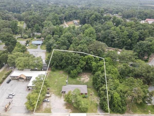 1504 E Rutherford ST, Landrum, SC 29356-1416