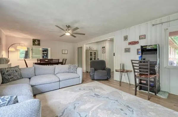 1504 E Rutherford ST, Landrum, SC 29356-1416