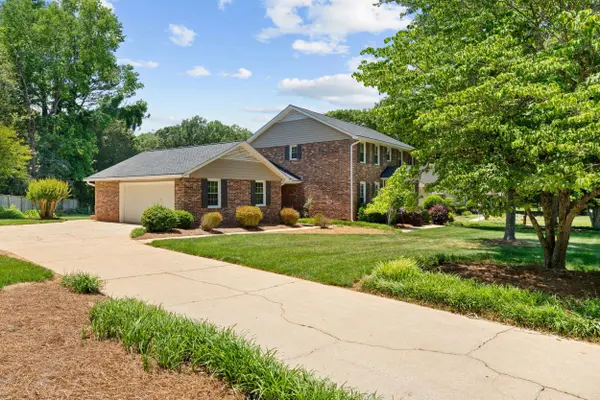 906 Plantation DR, Simpsonville, SC 29681