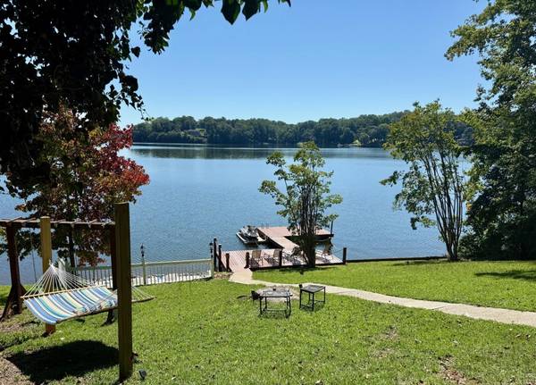 151 Wendy LN, Inman, SC 29349