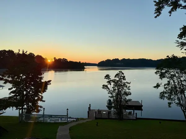 151 Wendy LN, Inman, SC 29349