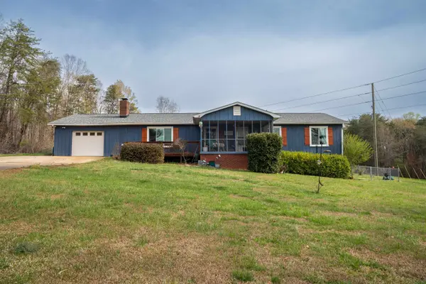 155 Coastline DR, Inman, SC 29349