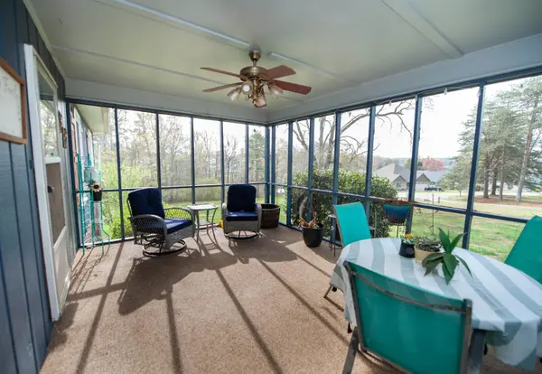 155 Coastline DR, Inman, SC 29349