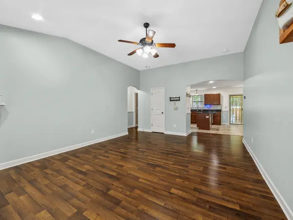 618 Chastine DR, Spartanburg, SC 29301