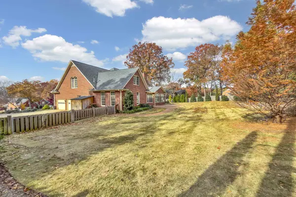 111 W Woodglen RD, Spartanburg, SC 29301
