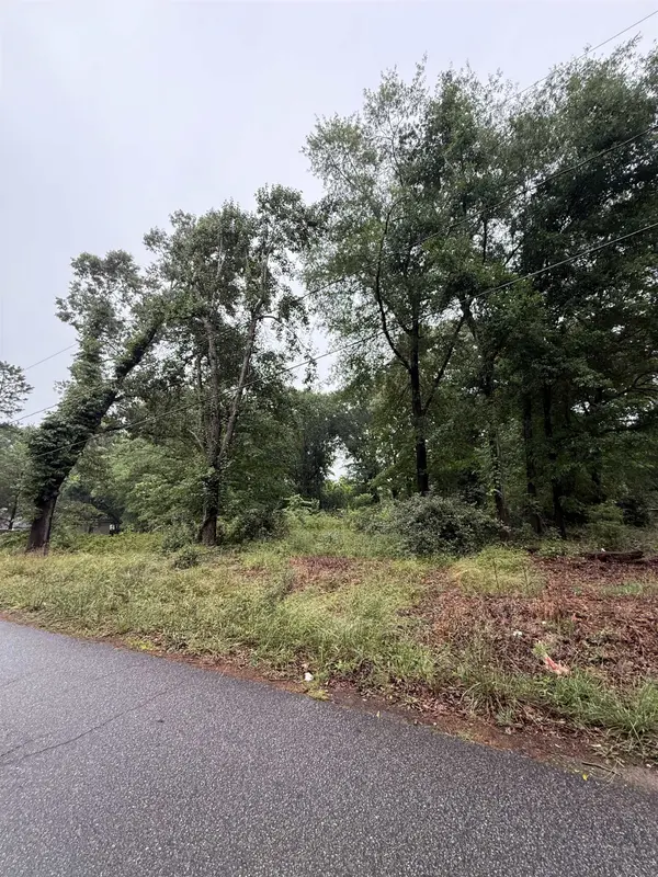Merle DR, Spartanburg, SC 29307