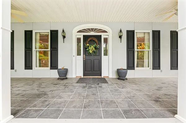 1 Parkview CT, Laurens, SC 29360