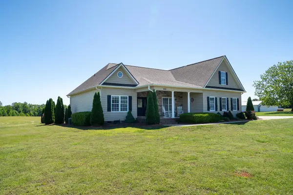 450 Meadow RD, Inman, SC 29349