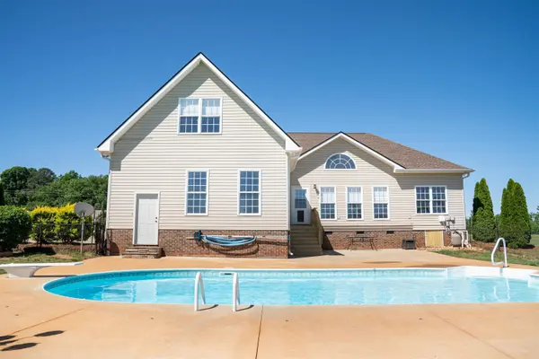 450 Meadow RD, Inman, SC 29349