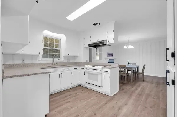 206 Hillside DR, Greer, SC 29651