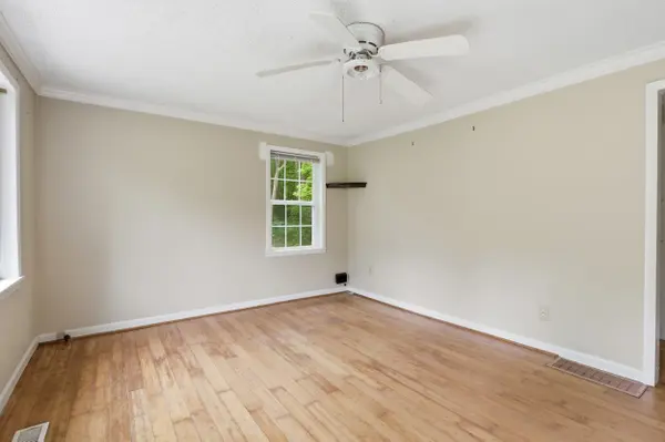 231 Ford LN, Landrum, SC 29356