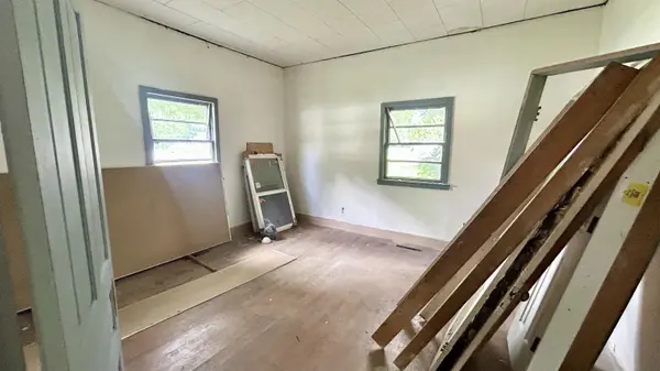 100 Lipscomb ST, Gaffney, SC 29340