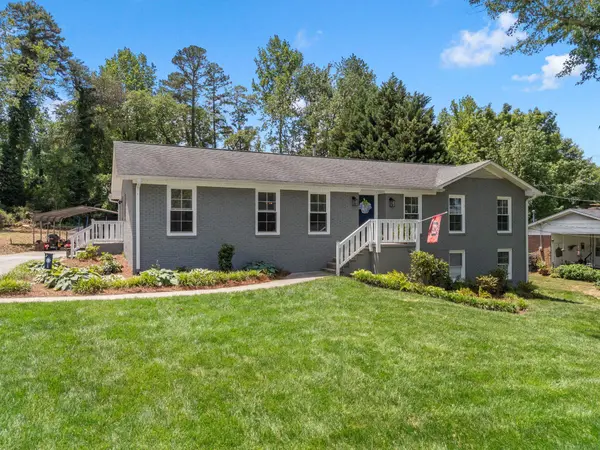 108 Churchill AVE, Greer, SC 29651