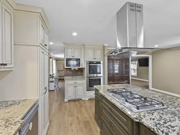201 Crestview Dr, Gaffney, SC 29340