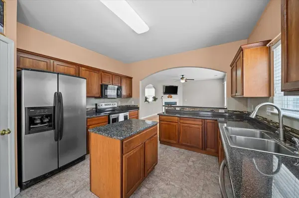 206 Collingwood LN, Spartanburg, SC 29301