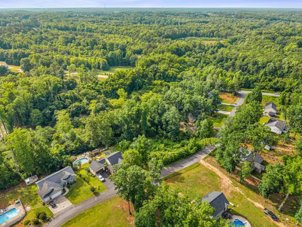 108 Brookside CIR, Honea Path, SC 29654