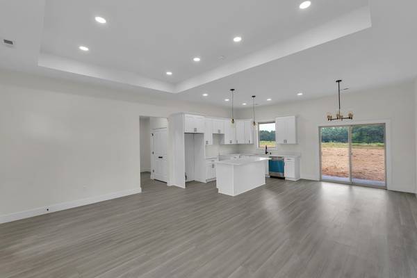 537 Bill Lattimore RD, Chesnee, SC 29323