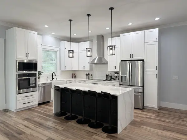 210 Cocoa RD, Inman, SC 29349-8102