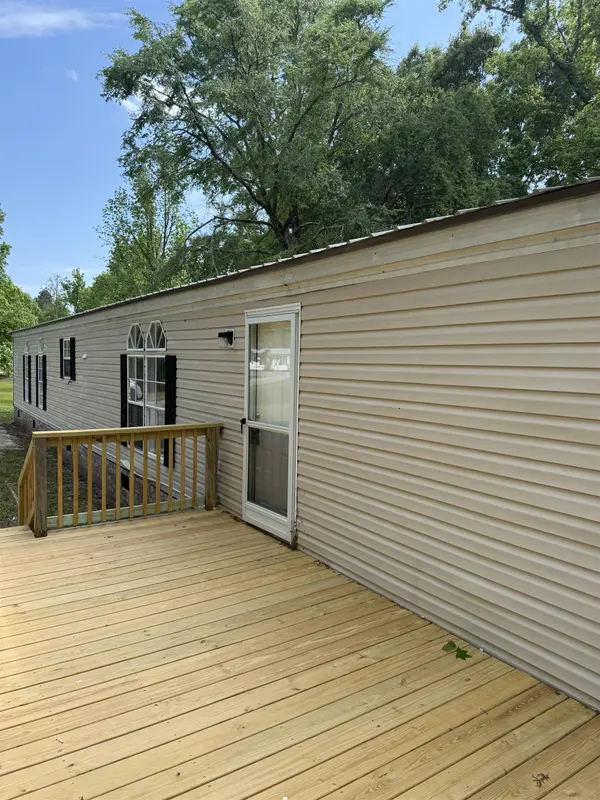 328 Virginia CIR, Waterloo, SC 29384