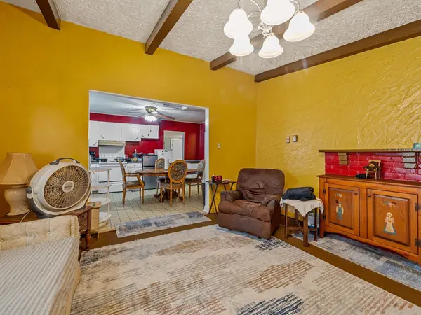 1 F ST, Inman, SC 29349