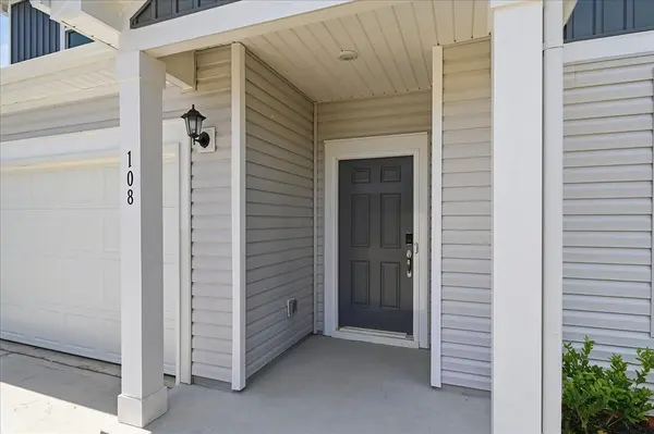 108 Gibbon WAY, Gray Court, SC 29645