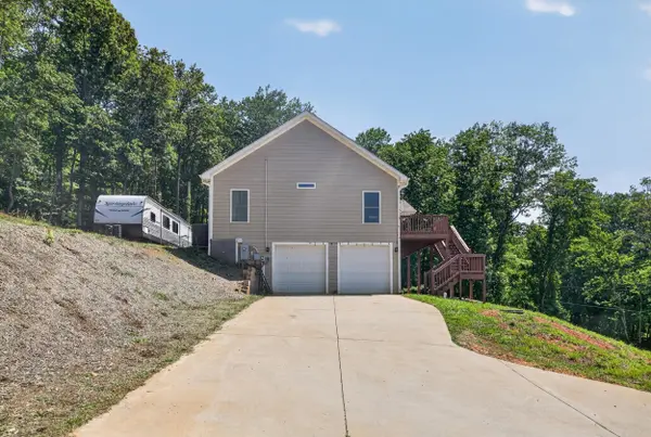 80 Bramlett RD, Taylors, SC 29687