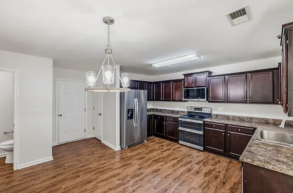 800 S Brighton Ridge CT, Wellford, SC 29385