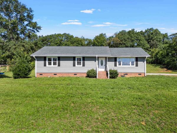 1257 Hampton RD, Inman, SC 29349-7969