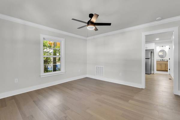 110 McDade ST, Greenville, SC 29611