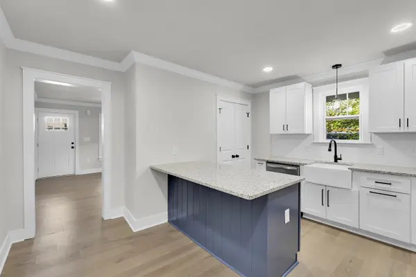 110 McDade ST, Greenville, SC 29611