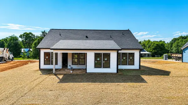224 Sand Clay RD, Chesnee, SC 29323