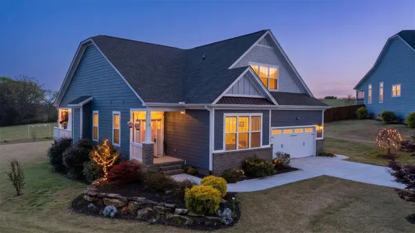 210 Claridge WAY, Greer, SC 29651
