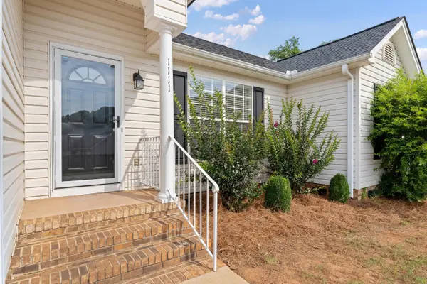 1111 Dunwoody DR, Simpsonville, SC 29681