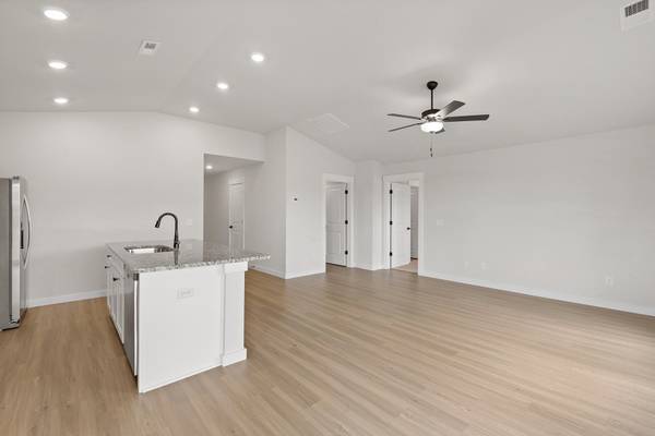 423 West Claywalk RD, Woodruff, SC 29388