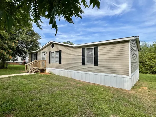 171 Songbird LN, Gaffney, SC 29341