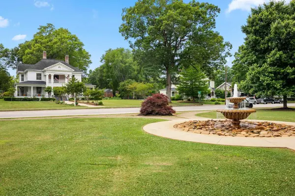 530 E Rutledge AVE, Gaffney, SC 29340