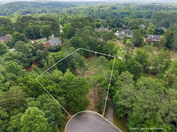 160 Turnberry Dr, Spartanburg, SC 29306
