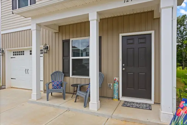 124 Brown CIR, Easley, SC 29642