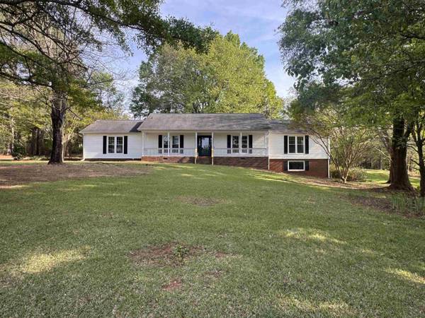 385 Wall ST, Campobello, SC 29322