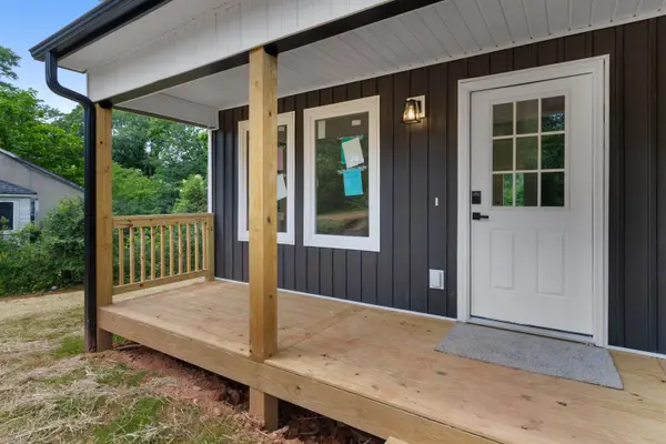 570 S Center ST, Spartanburg, SC 28301