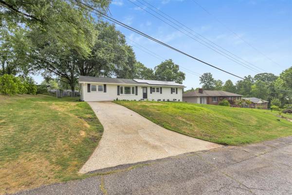 103 Longwood DR, Taylors, SC 29687